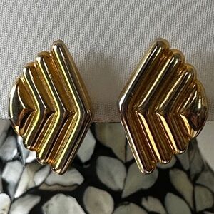 Vintage Gold Tone‎ Clip-on Earrings